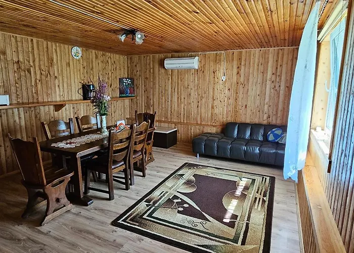 Mesikamaee Saunamaja בית נופש *